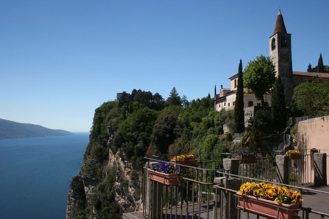 Casa Vacanze Regina Del Lago Tremosine Kültér fotó